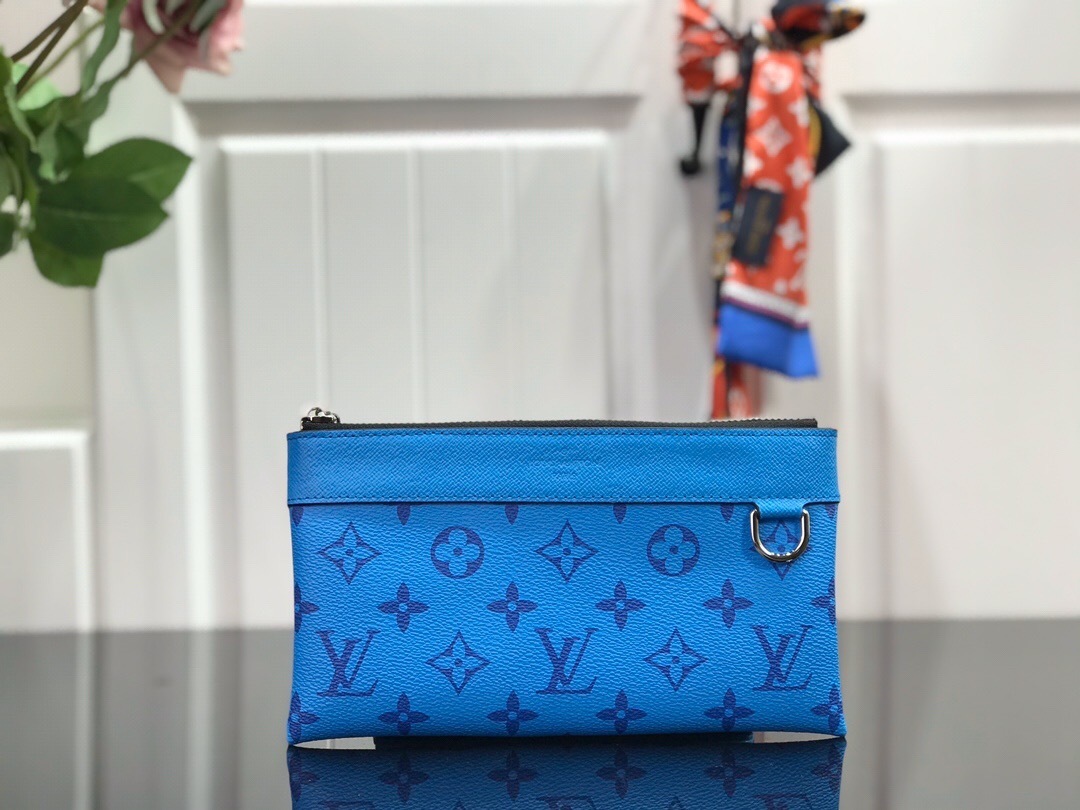 LV DISCOVERY POCHETTE PM M44323LC 