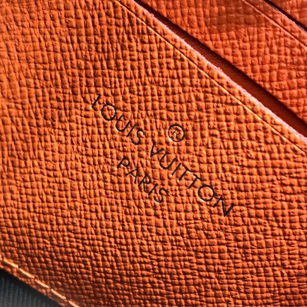 LV DISCOVERY POCHETTE PM M44323LC 