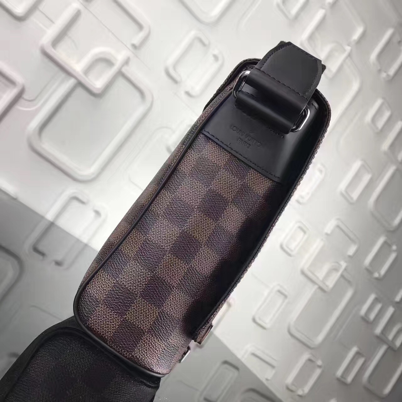 LV District Bag N41031