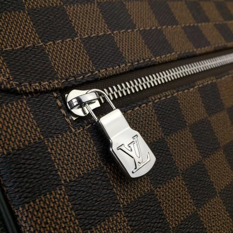 LV DISTRICT bag N41032