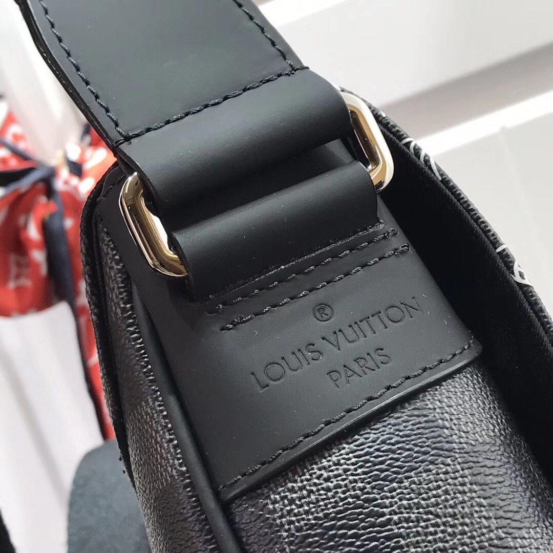 LV DISTRICT PM N41028DT