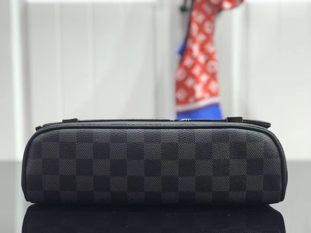 LV DISTRICT PM N41028DT