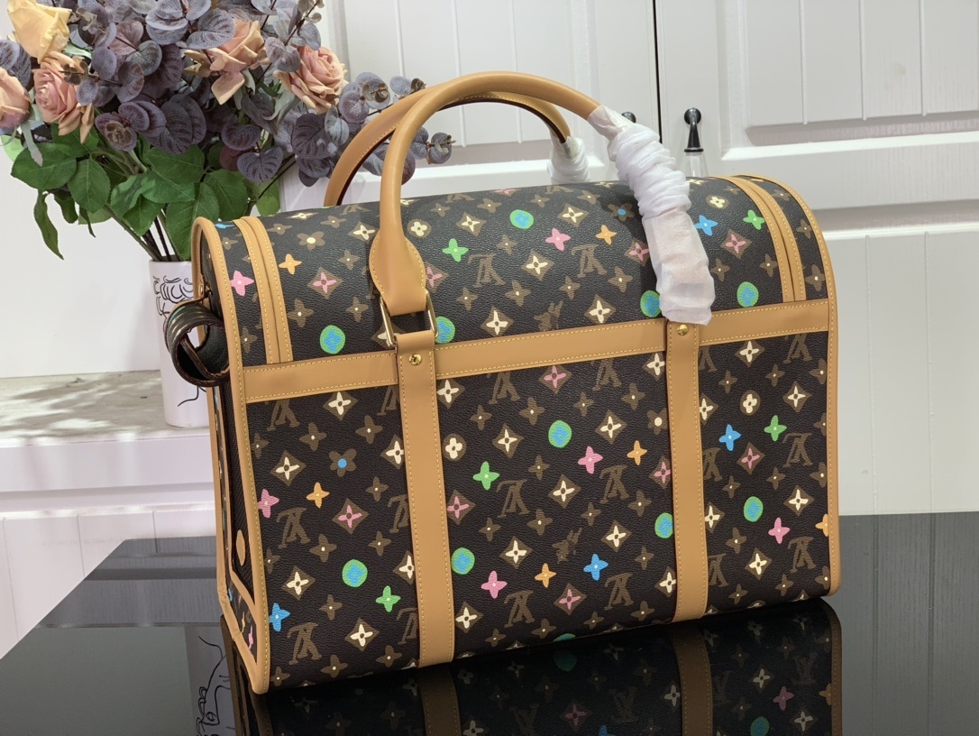 LV Dog bag M47066