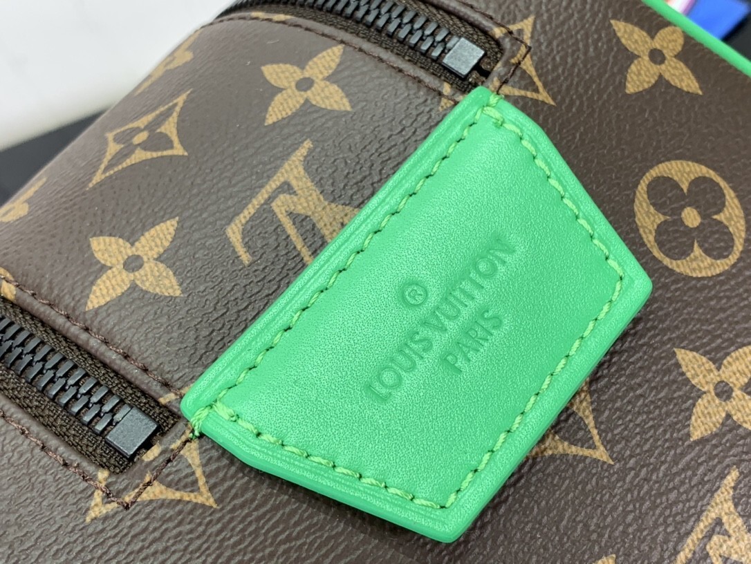 LV DOPP KIT TOILET POUCH M46253 