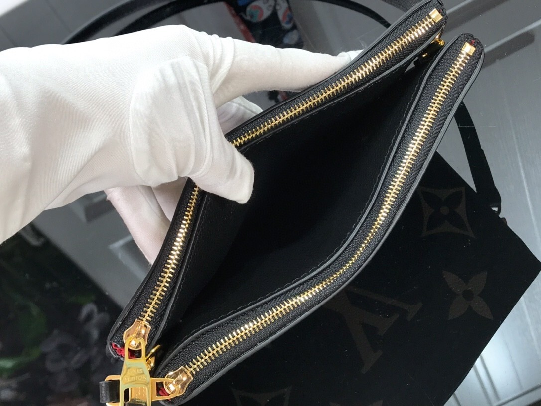 LV DOUBLE ZIP POCHETTE M80084