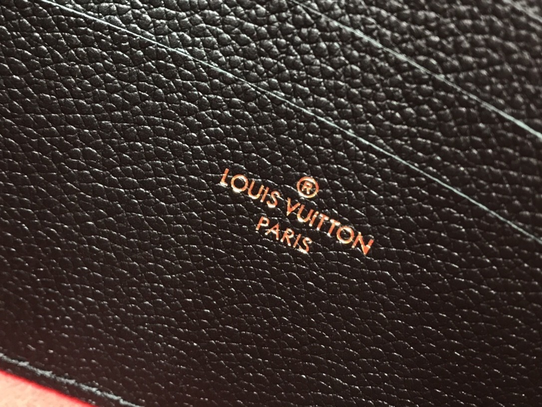 LV DOUBLE ZIP POCHETTE M80084