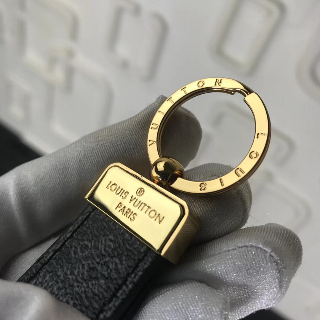 LV DRAGONNE Key Chain M62251