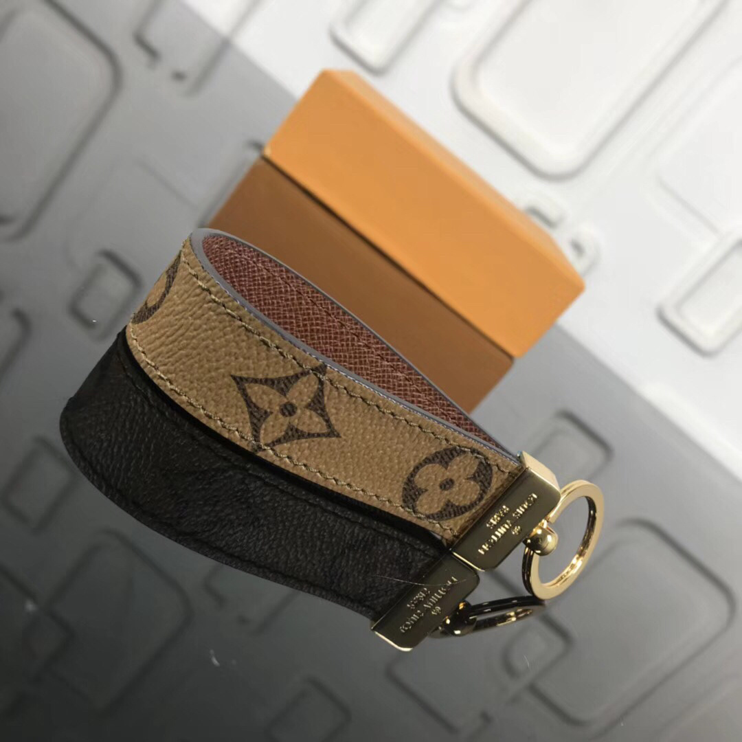 LV DRAGONNE Key Chain M62251
