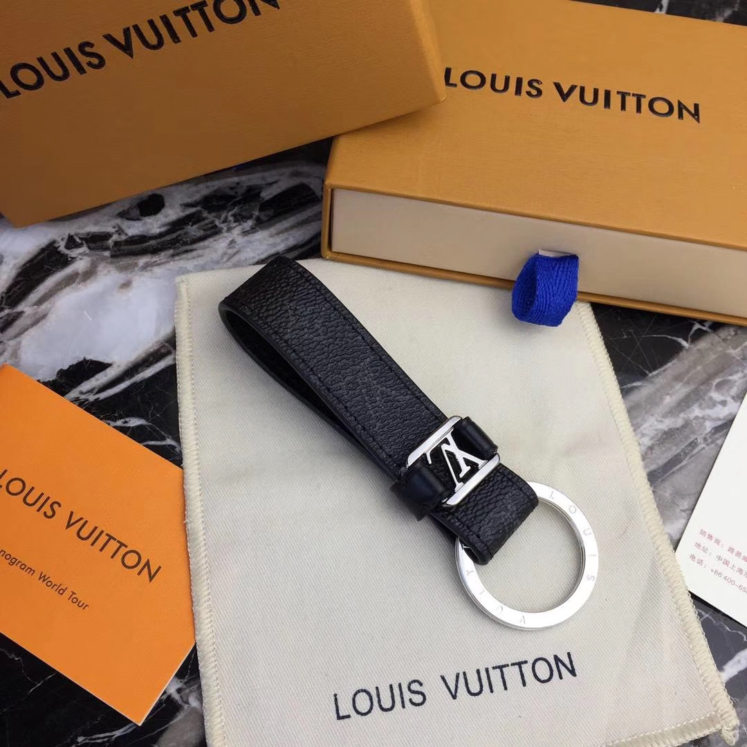 LV DRAGONNE KEY HOLDER M62709 