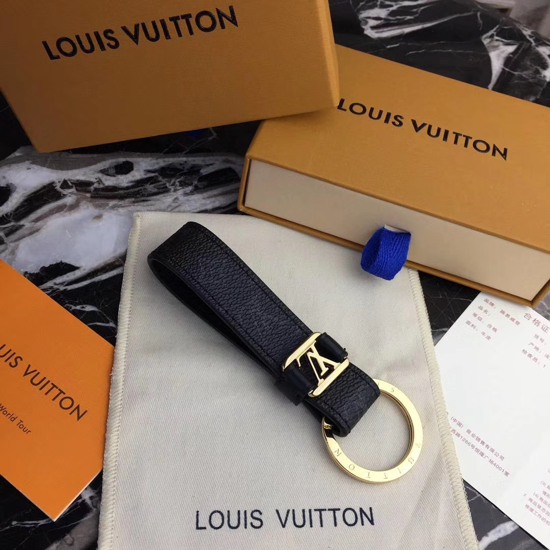 LV DRAGONNE KEY HOLDER M62709 
