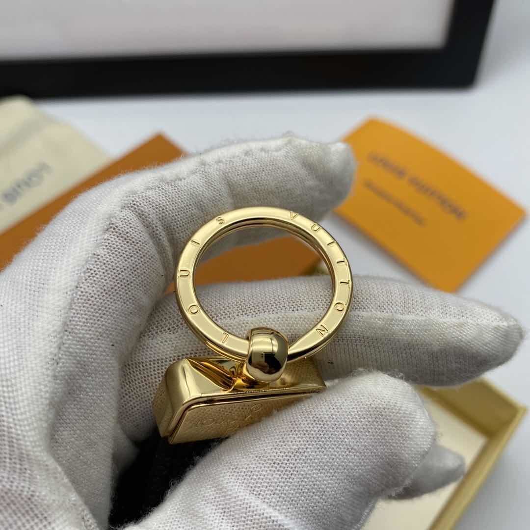 LV DRAGONNE KEY HOLDER M65221