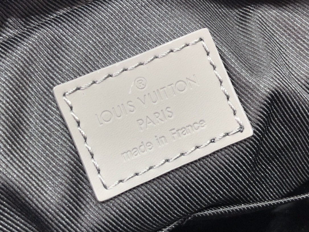 LV DUO MESSENGER M46104