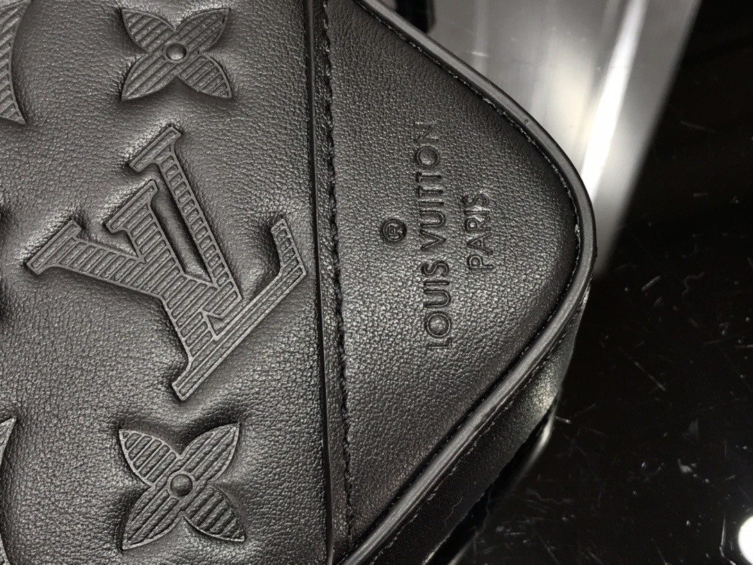 LV DUO MESSENGER M69827 