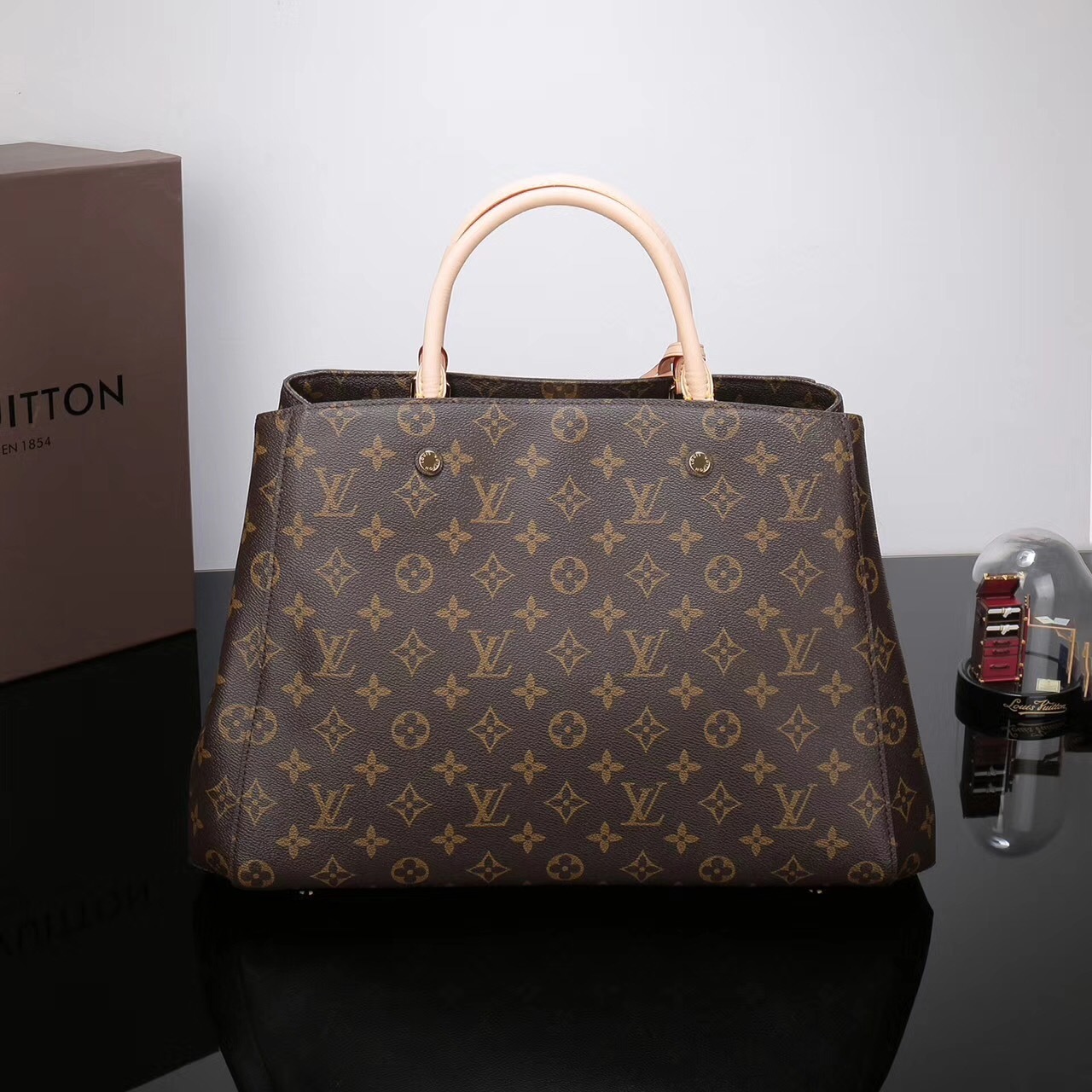 LV DUST BAG TOTE m15235