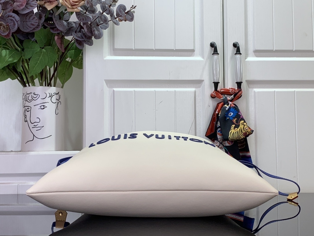 LV DUST BAG TOTE m15235