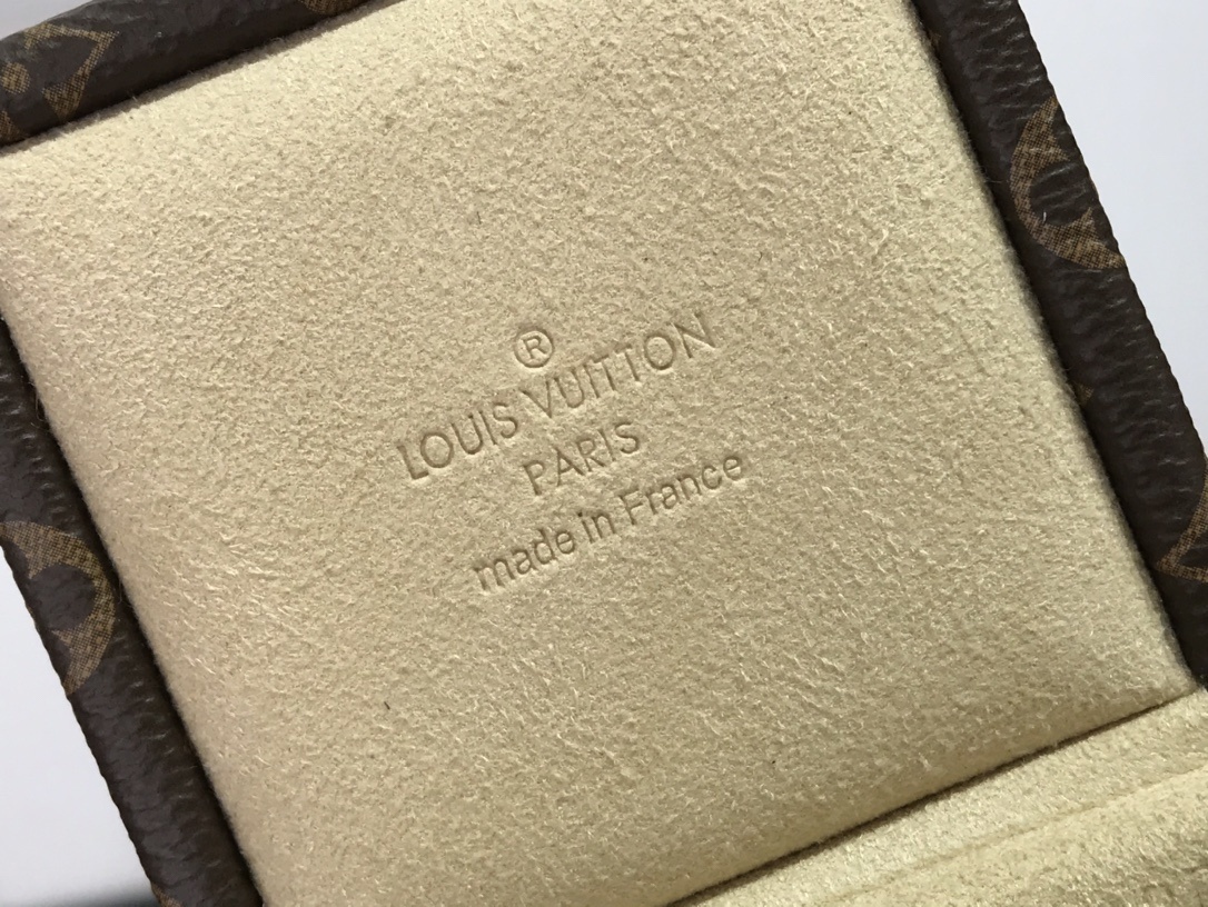 LV ECRIN DECLARATION M21010