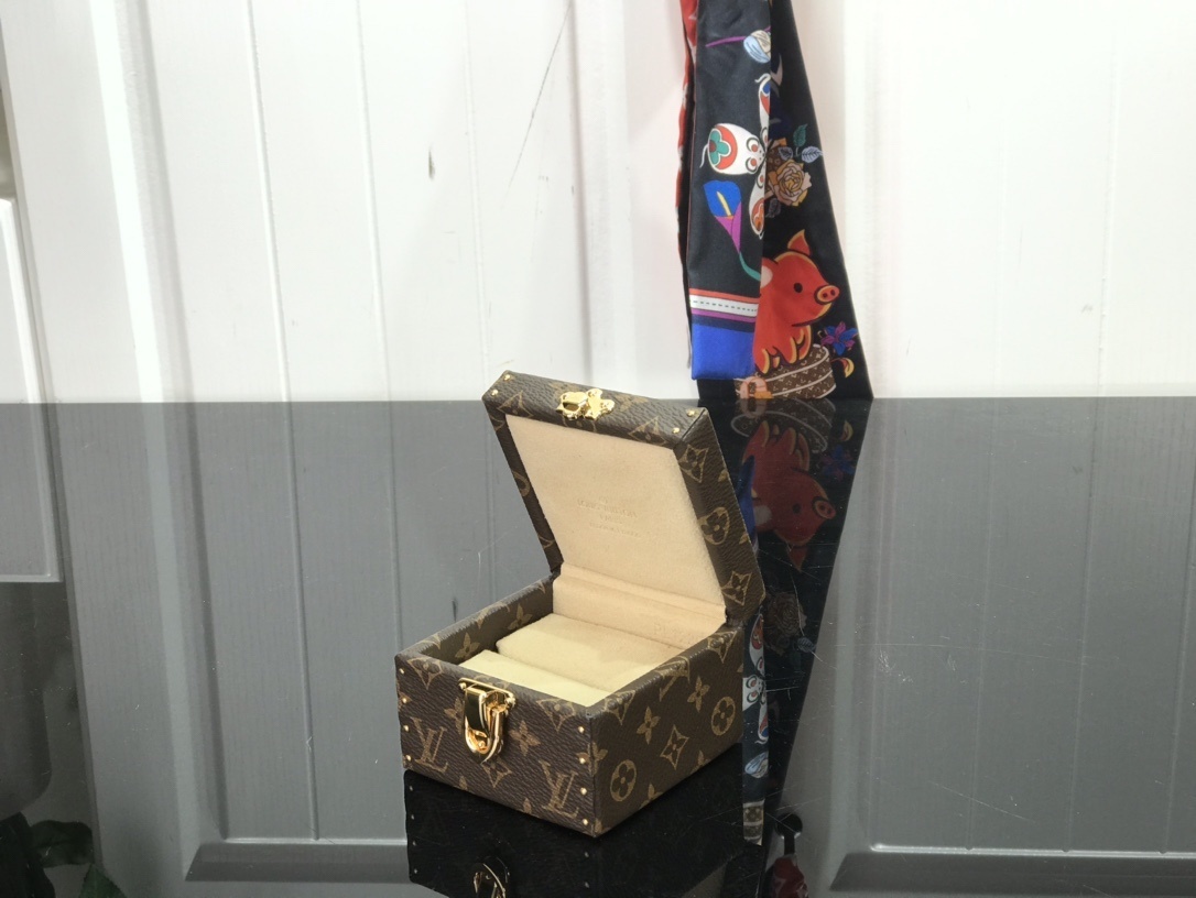 LV ECRIN DECLARATION M21010