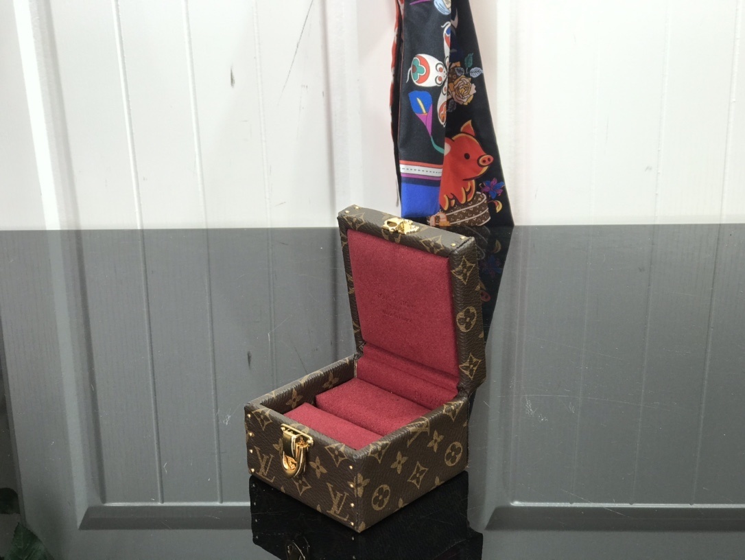 LV ECRIN DECLARATION M21010