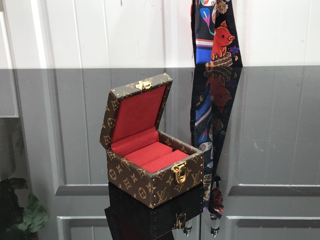 LV ECRIN DECLARATION M21010
