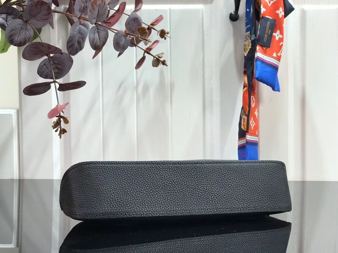 LV ELISABETH PENCIL POUCH GI0397