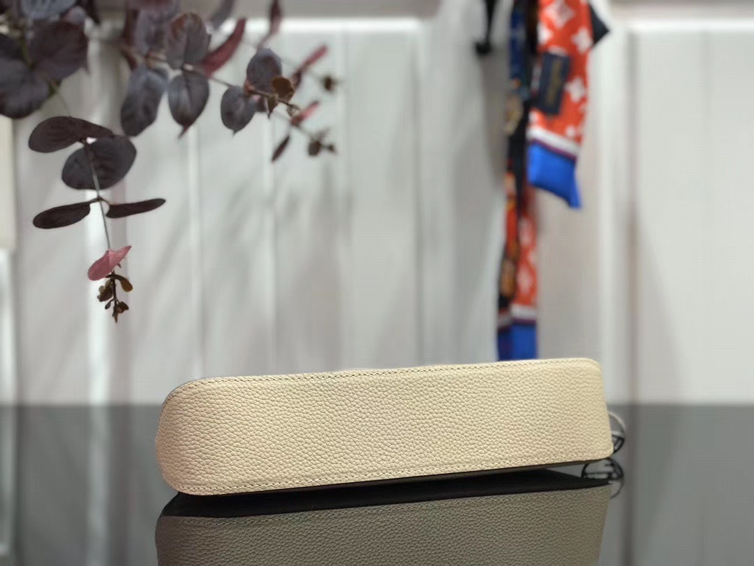 LV ELISABETH PENCIL POUCH GI0397