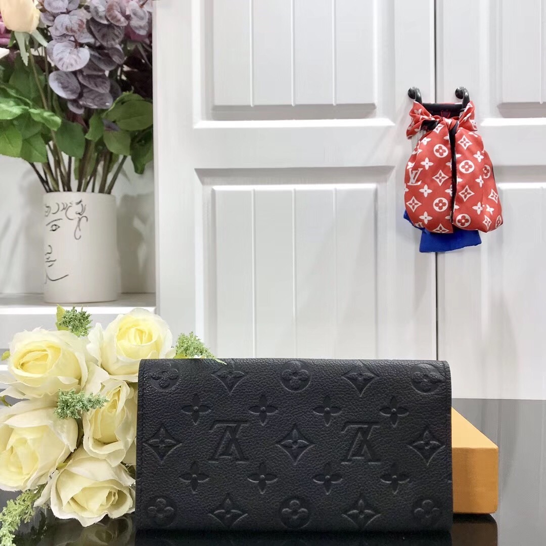LV EMILIE wallet M62369