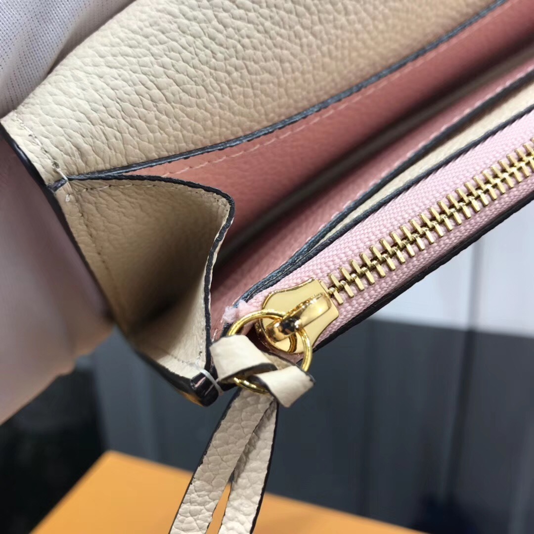 LV EMILIE wallet M62369