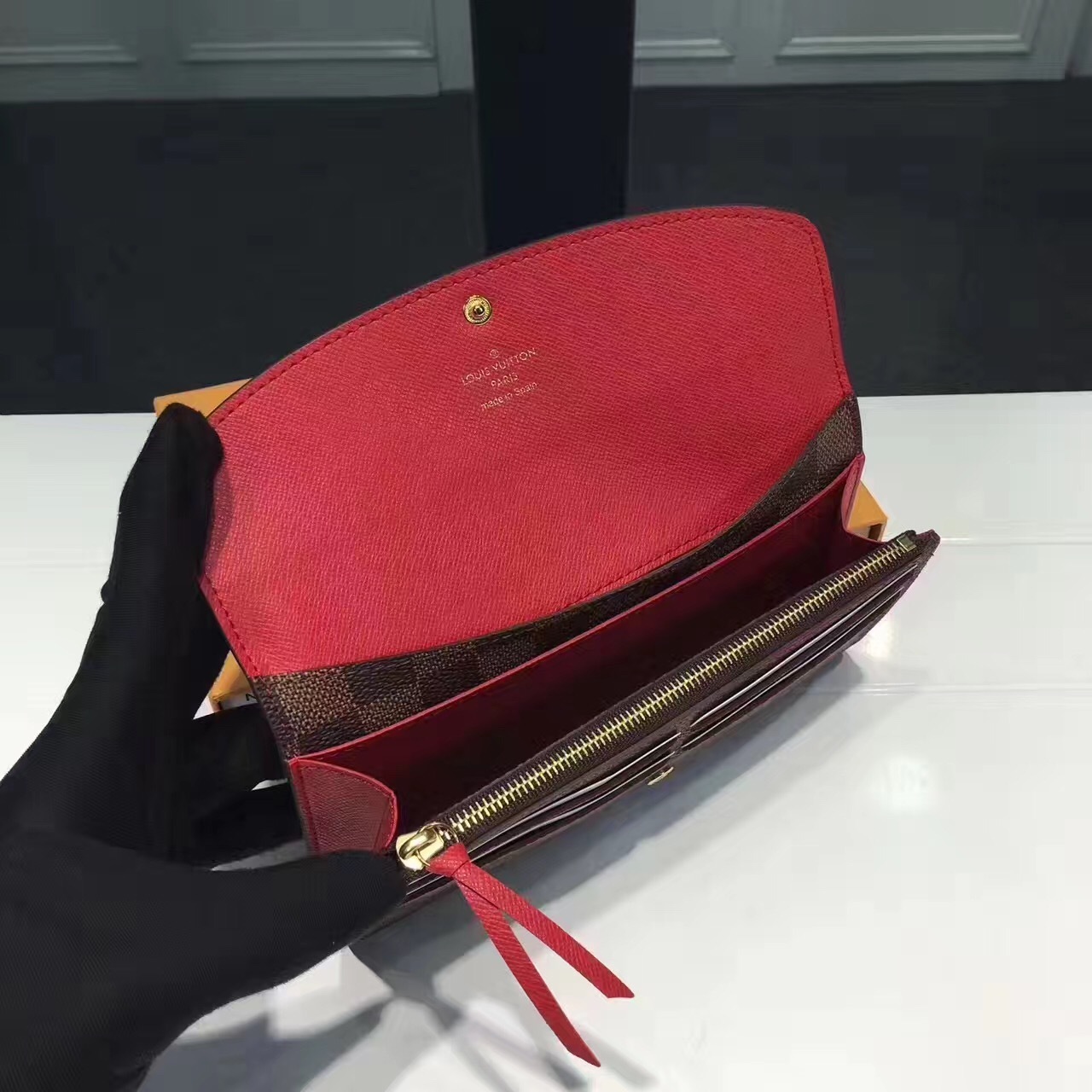 LV EMILIE wallet N60697 