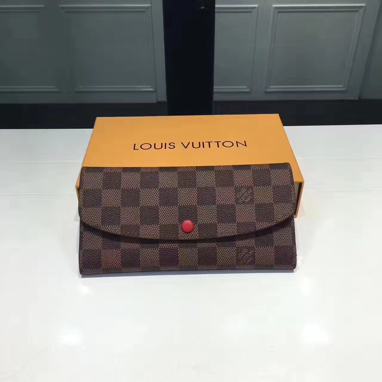 LV EMILIE wallet N60697 