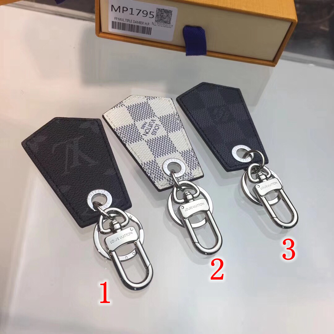 LV ENCHAPPES Key Chain M67917