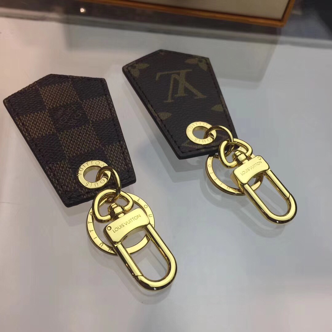 LV ENCHAPPES Key Chain M67917