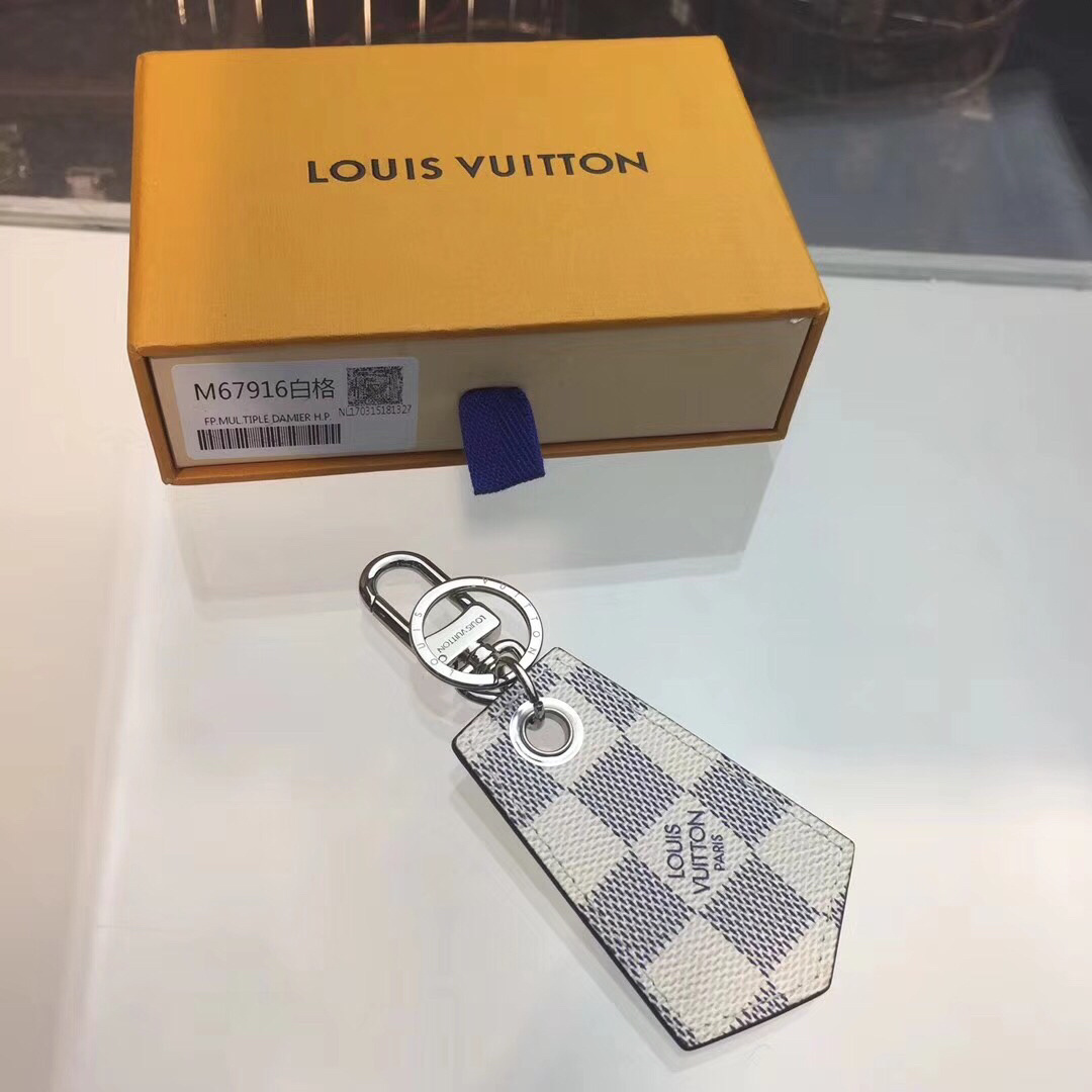 LV ENCHAPPES Key Chain M67917