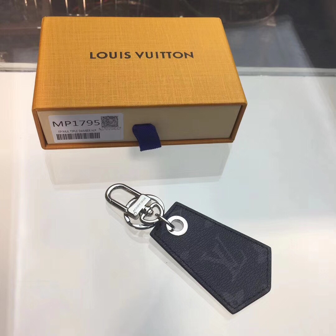 LV ENCHAPPES Key Chain M67917