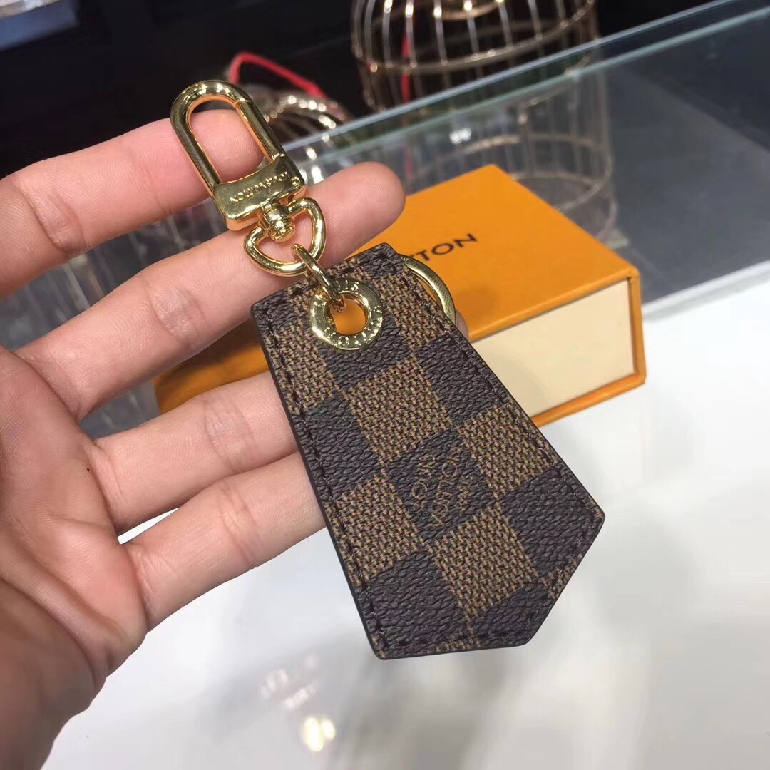 LV ENCHAPPES Key Chain M67917