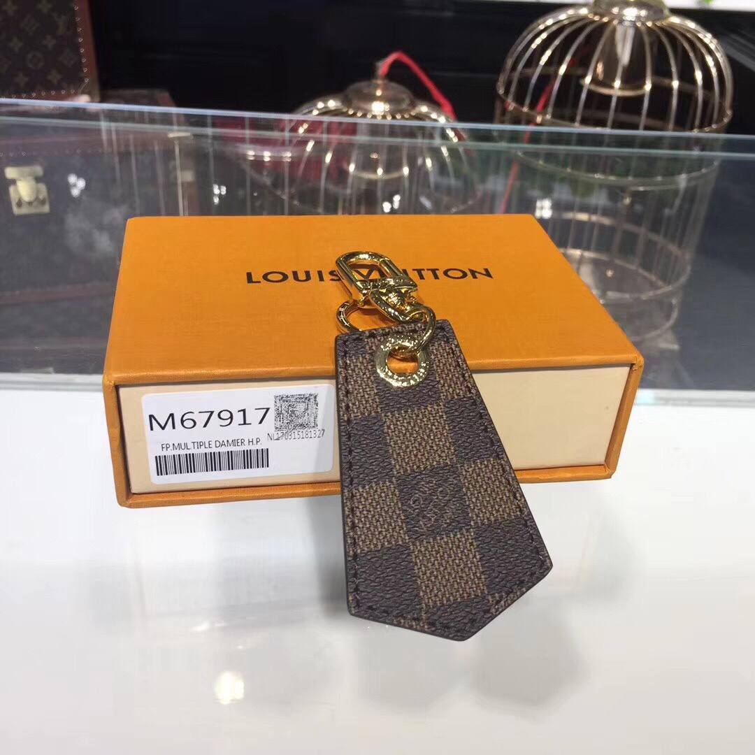 LV ENCHAPPES Key Chain M67917