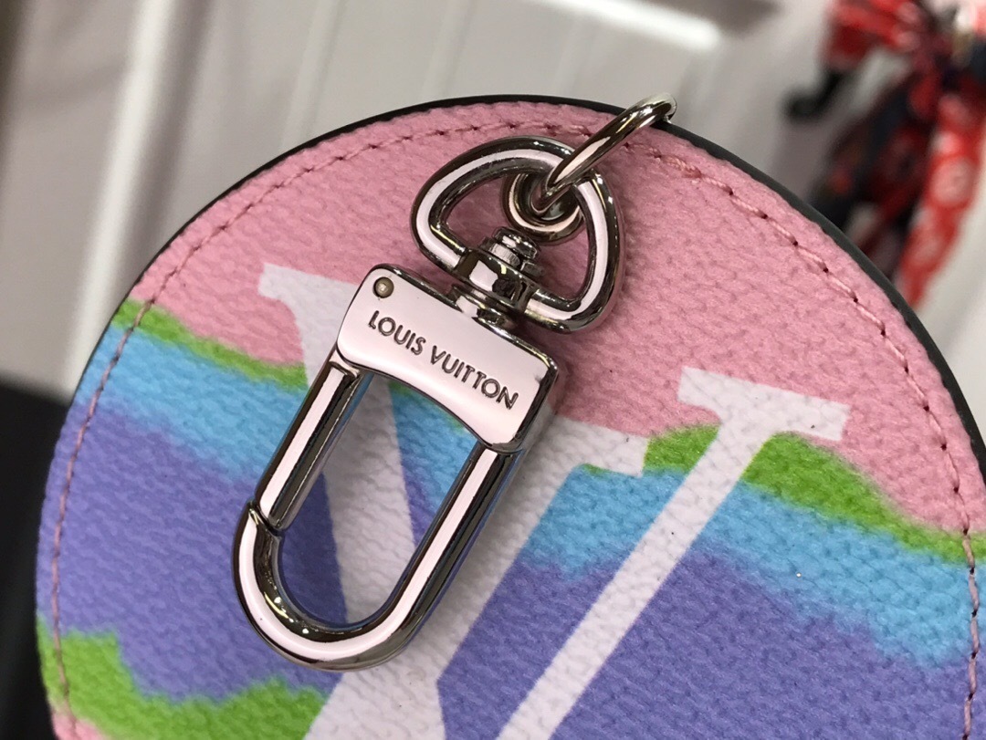 LV ESCALE KEY HOLDER AND BAG CHARM M69272