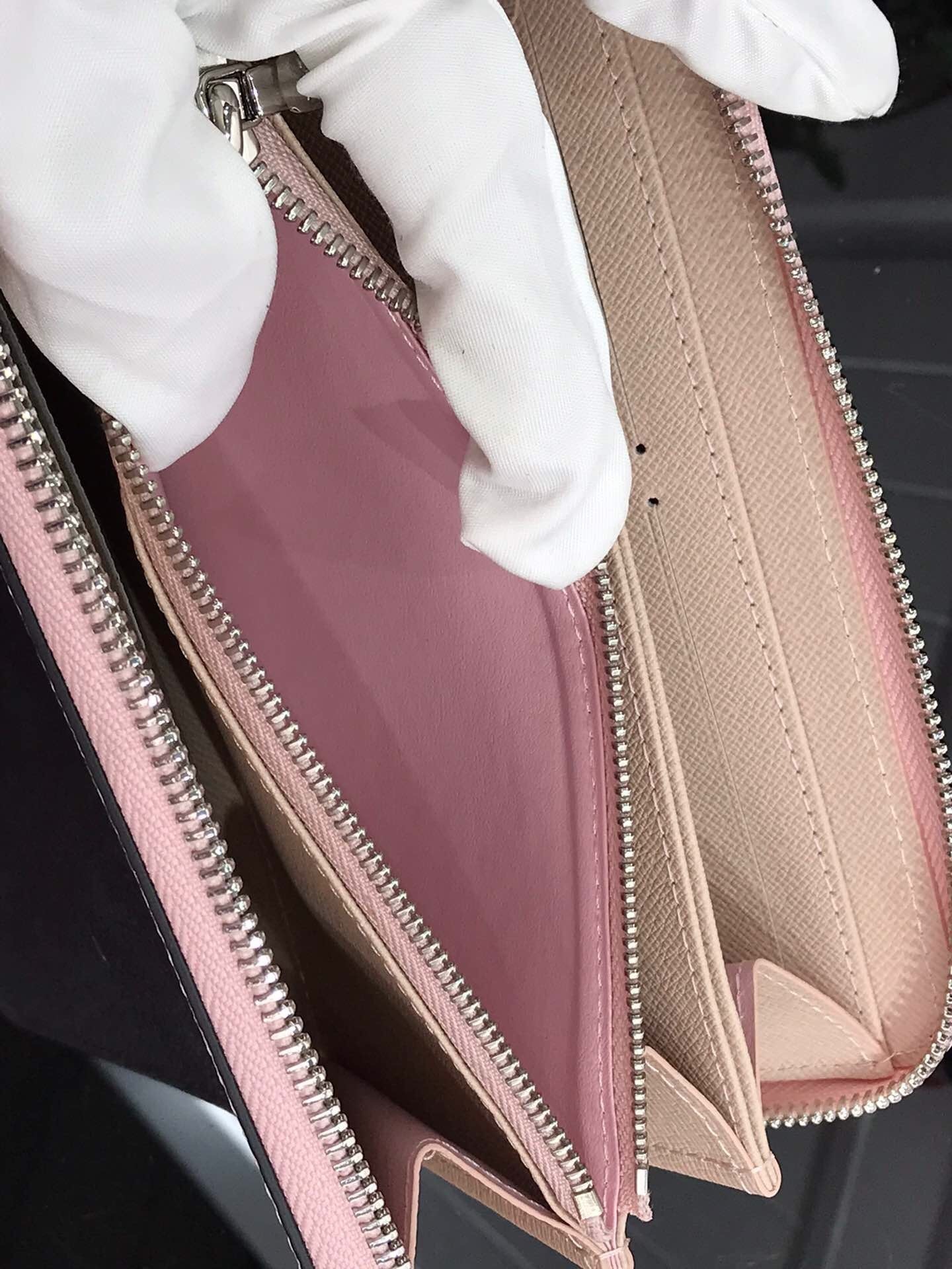 LV ESCALE ZIPPY wallet M69110