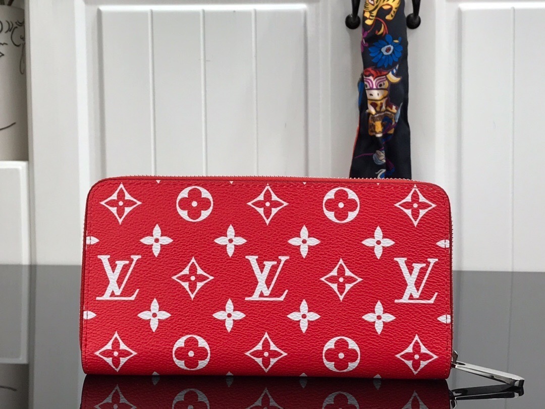 LV ESCALE ZIPPY wallet M69110