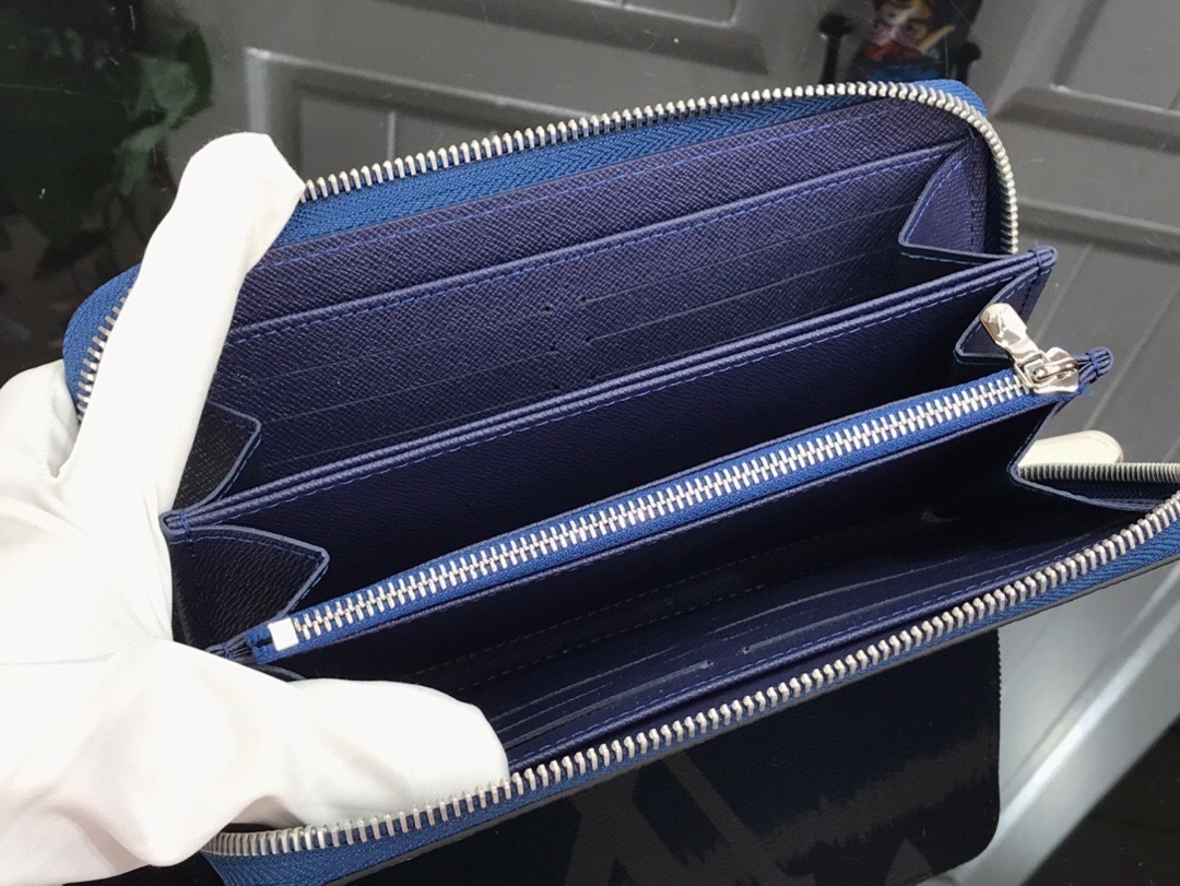 LV ESCALE ZIPPY wallet M69110