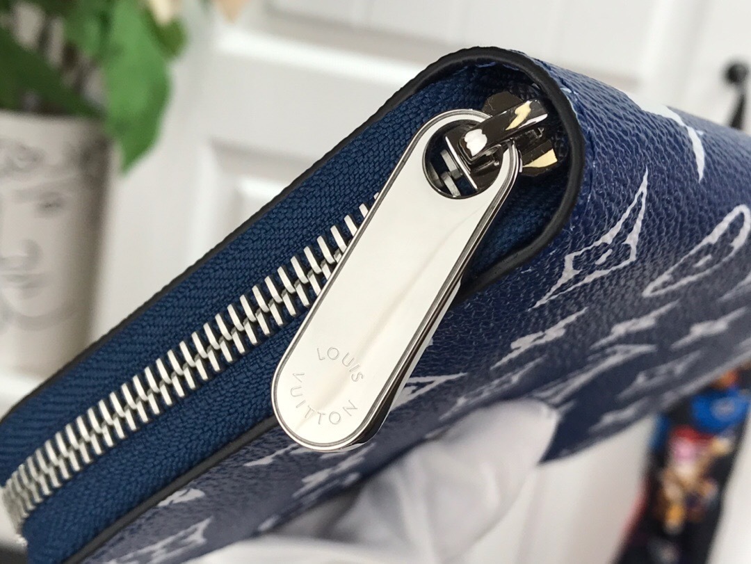 LV ESCALE ZIPPY wallet M69110