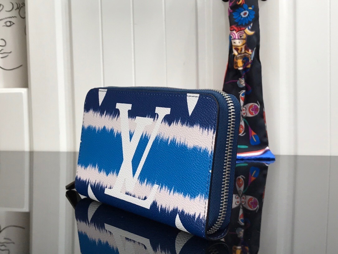 LV ESCALE ZIPPY wallet M69110