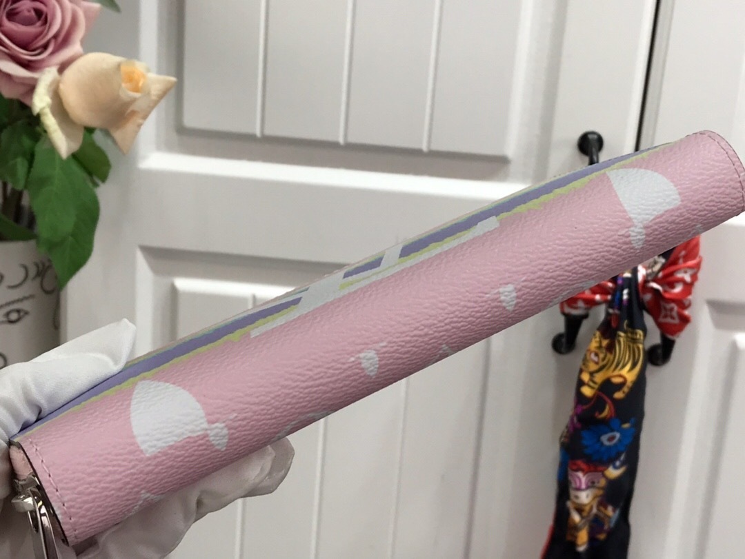 LV ESCALE ZIPPY wallet M69110