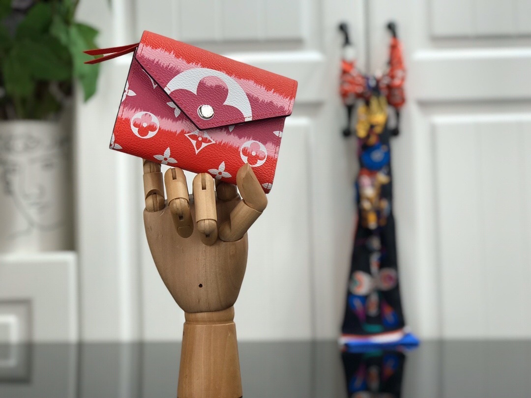 LV ESCALE ZOE wallet M62933 