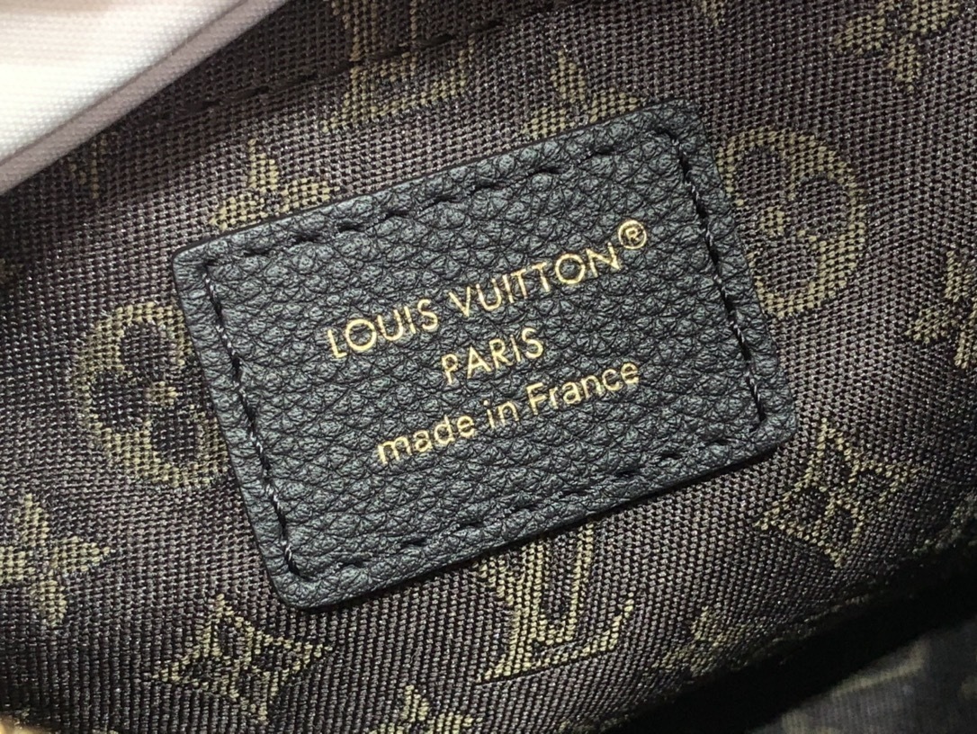 LV EXPRESS m26039