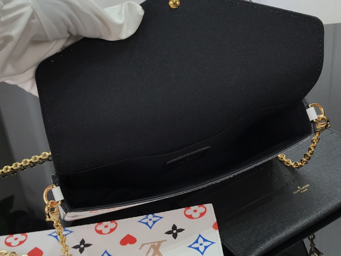 LV FELICIE POCHETTE M61276BC