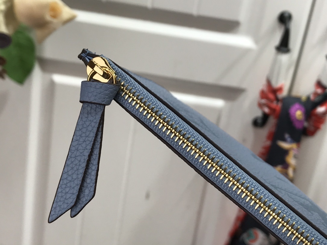 LV FELICIE POCHETTE M80498 