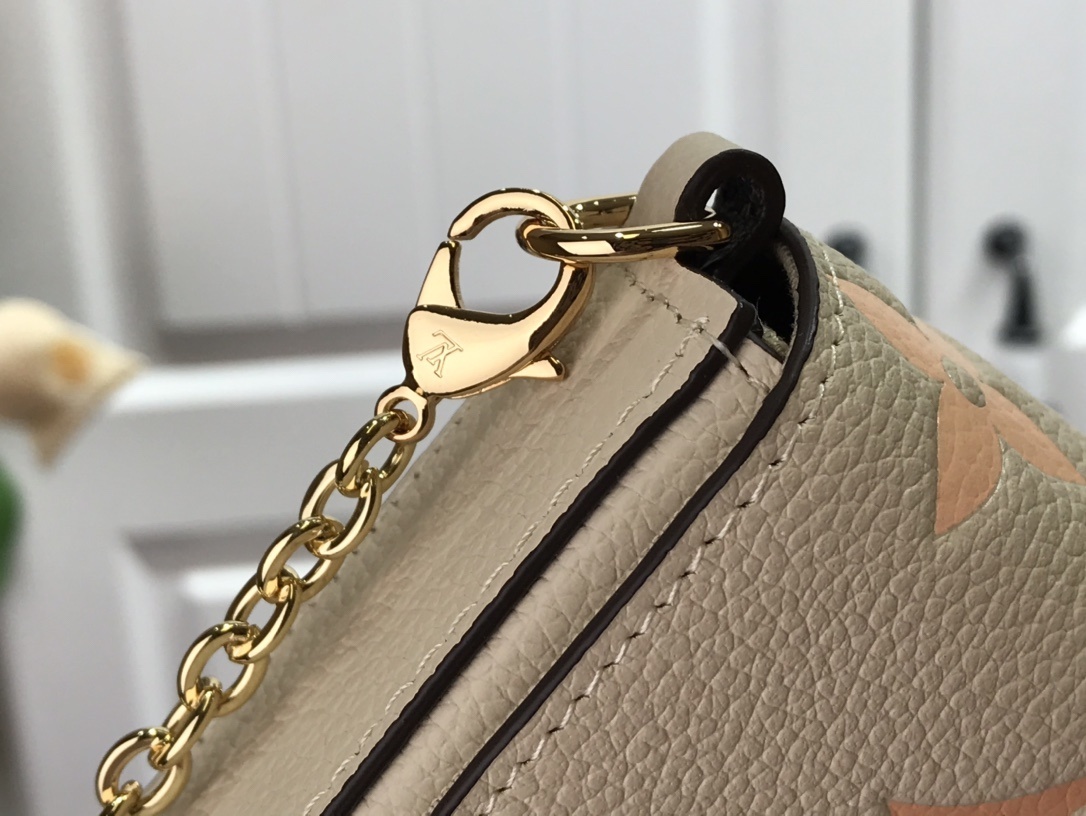LV FELICIE POCHETTE M80498 
