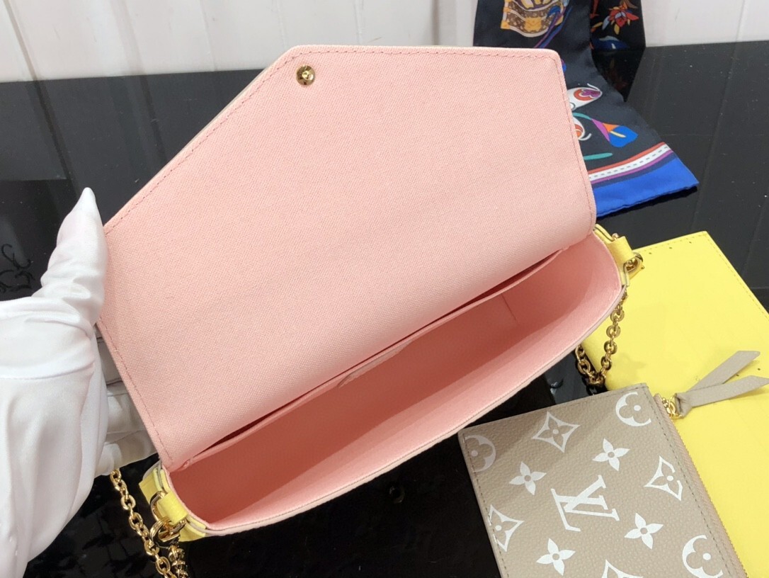 LV FELICIE POCHETTE M81359