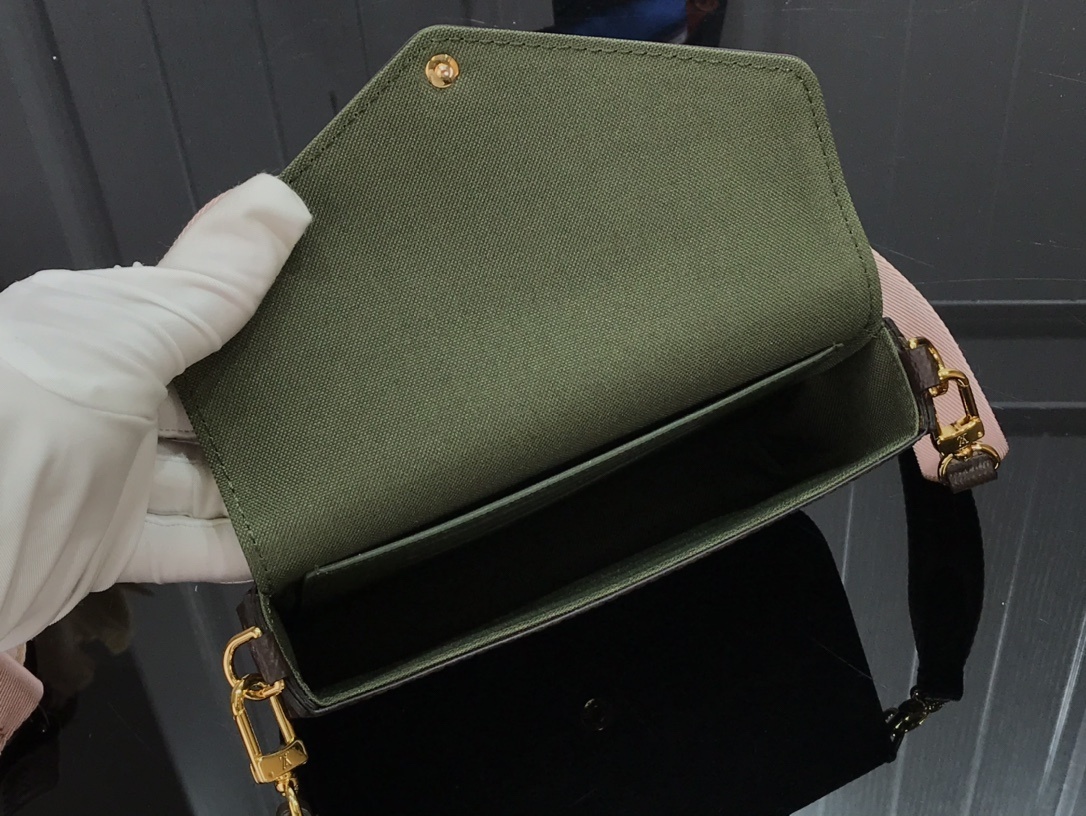 LV FELICIE STRAP & GO M80091