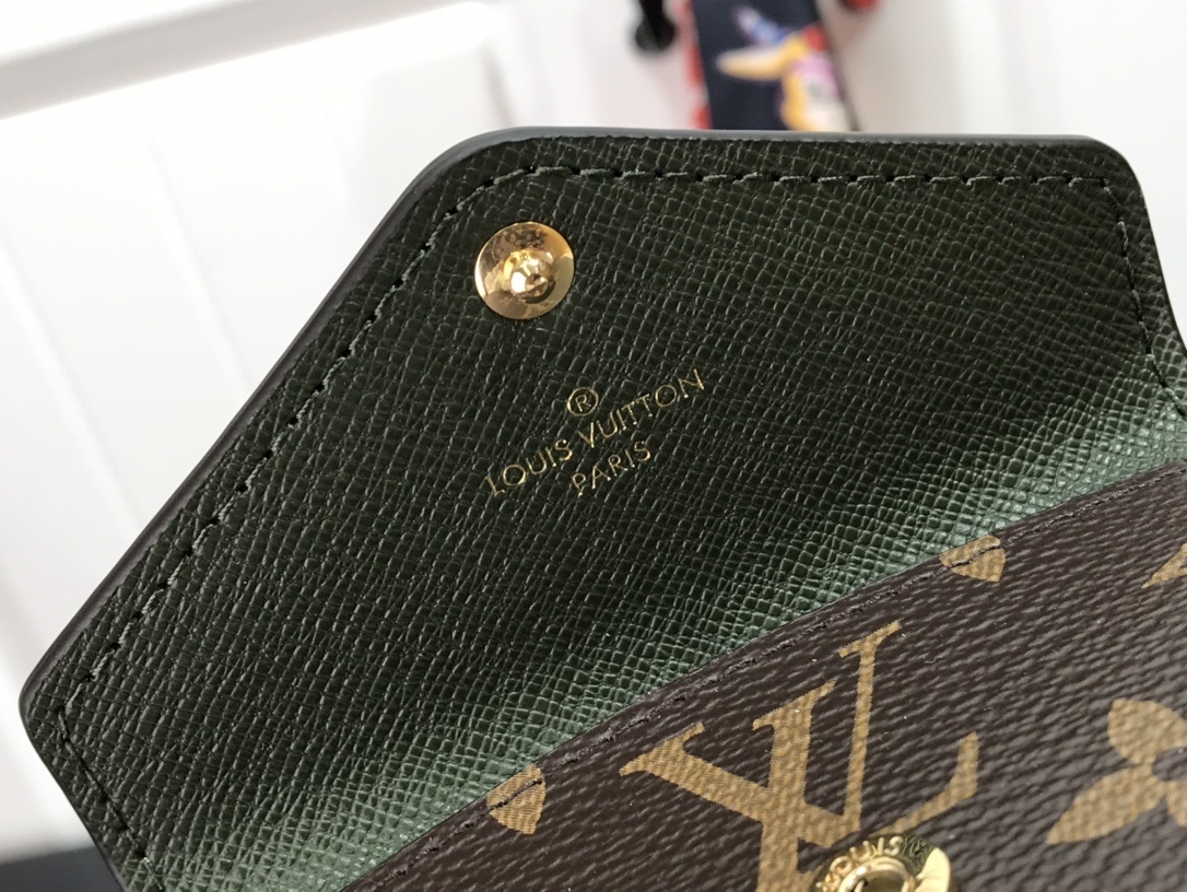 LV FELICIE STRAP & GO M80091